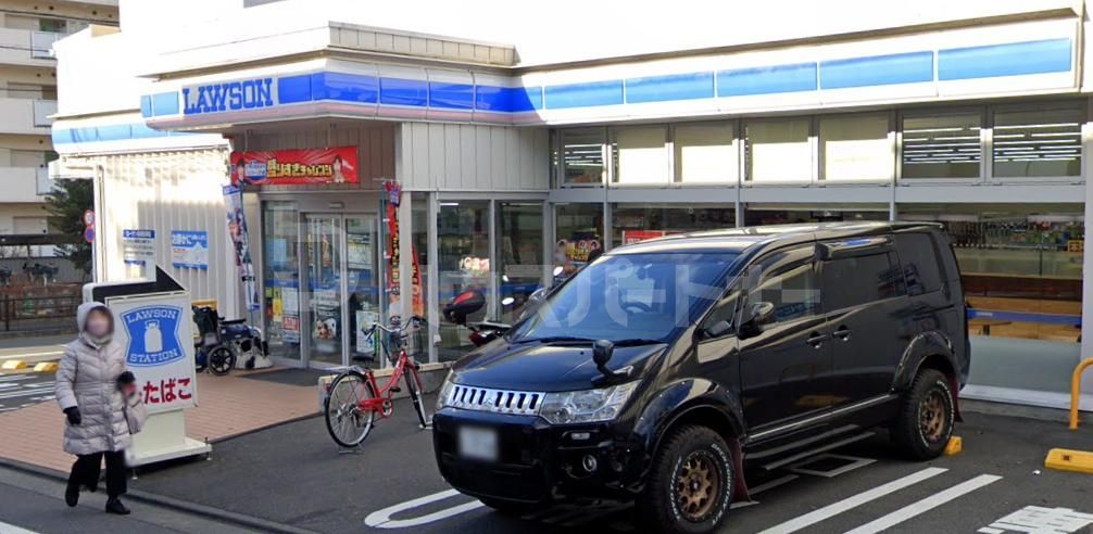 コンビニ　ローソン練馬北町二丁目店（コンビニ）まで70m