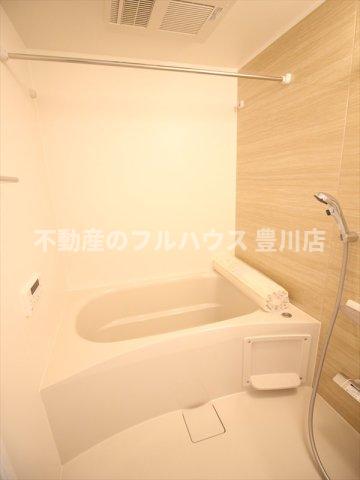 バス・シャワールーム　写真は同建築会社類似物件