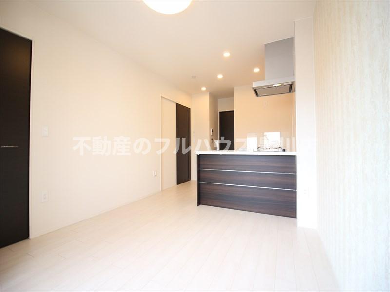 居室・リビング　写真は同建築会社類似物件