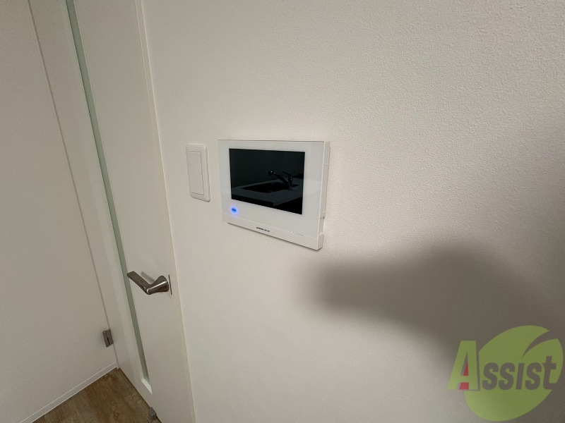 セキュリティ　ＴＶモニター付インターホンです。来客者の顔が見えるので安心！