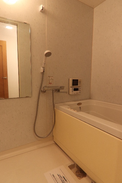 バス・シャワールーム　※別室の参考写真の為、現況優先です。