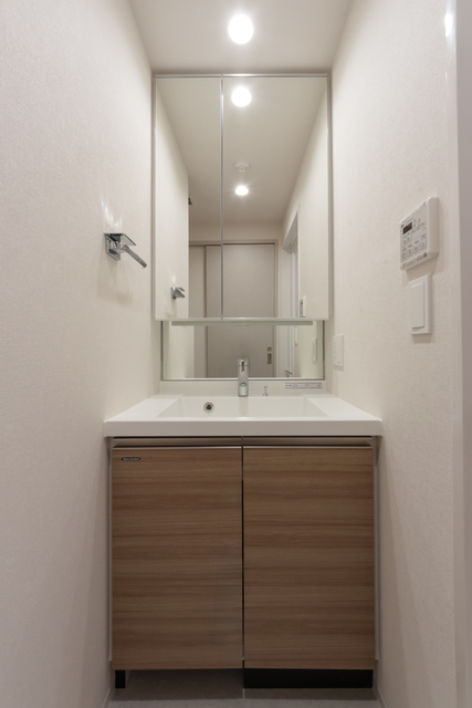 洗面設備　※写真は同タイプ住戸です。