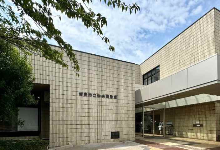 図書館　浦安市立中央図書館（図書館）まで612m