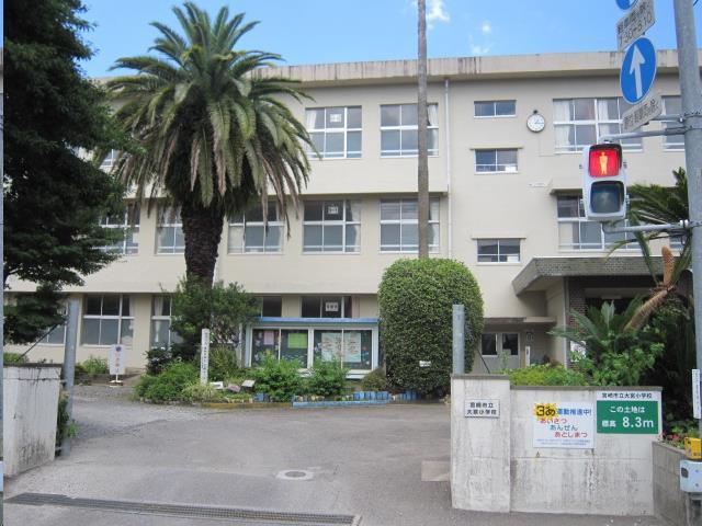 小学校　大宮小学校（小学校）まで100m