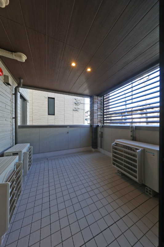 バルコニー　バルコニー