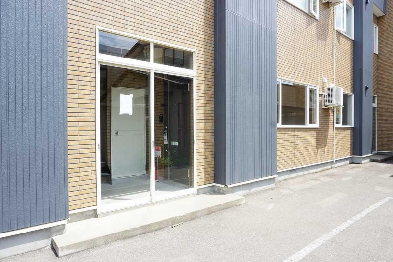 エントランス　エントランス