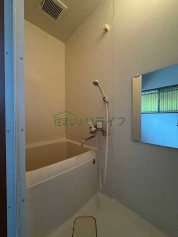 バス・シャワールーム　別部屋参考写真となります。