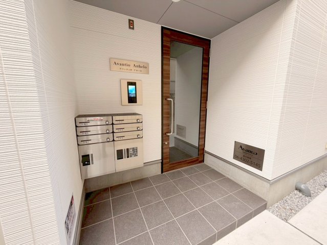 エントランス　綺麗なエントランスです。