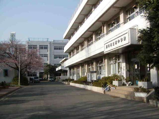 中学校　川口市立西中学校（中学校）まで1588m