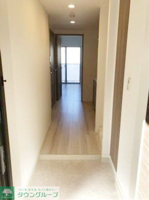 玄関　お部屋探しは株式会社　タウンハウジング　までお気軽にお問合…