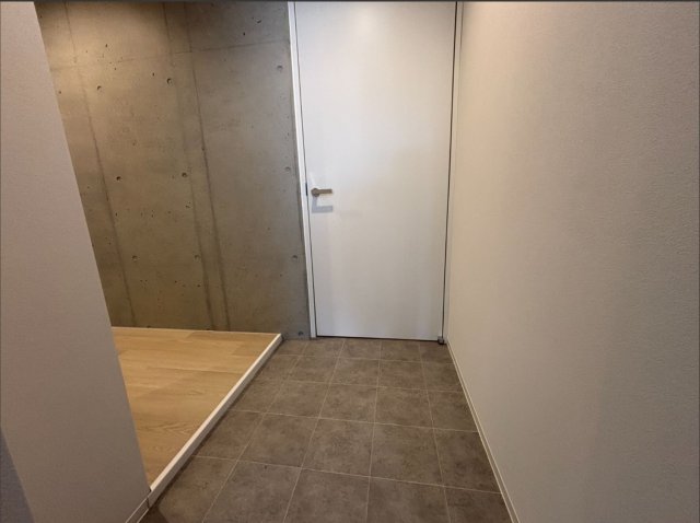 玄関　明るい玄関です