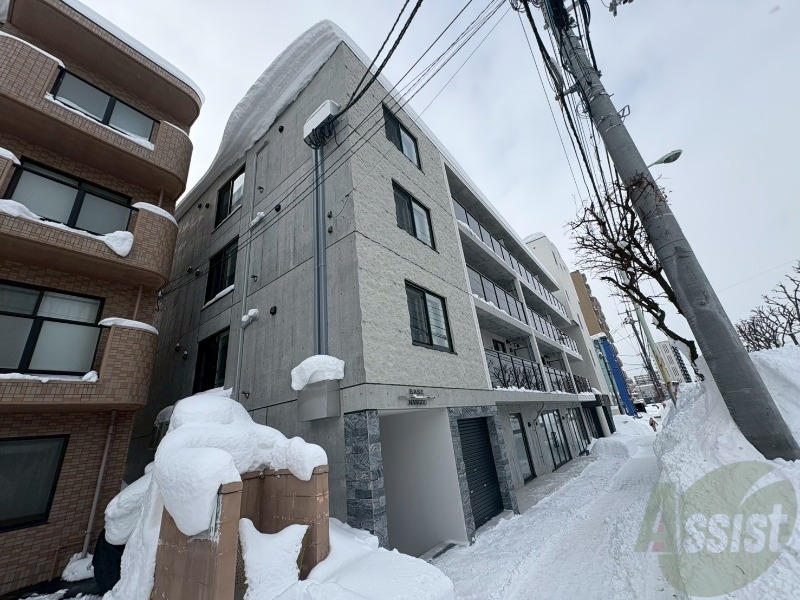 建物外観　札幌市白石区南郷通「ＢＡＳＥ　ＮＡＮＧＯＵ」