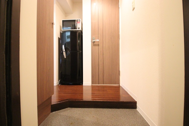 玄関　※別室の参考写真の為、現況優先です。