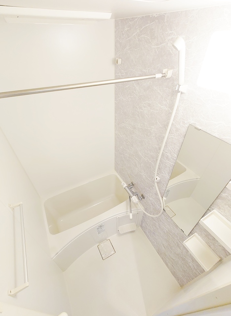 バス・シャワールーム　浴室乾燥・暖房機能付き浴室