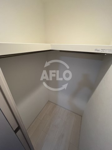 収納　スプランディッドライズ新大阪ノース　ウォークインクローゼット