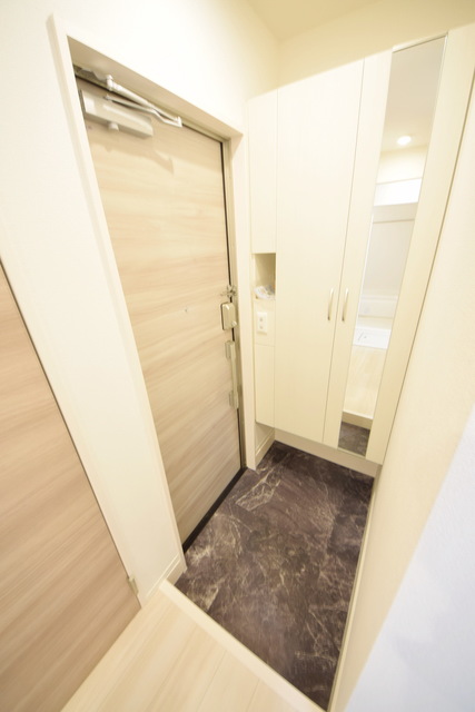 玄関　同施工会社参考写真