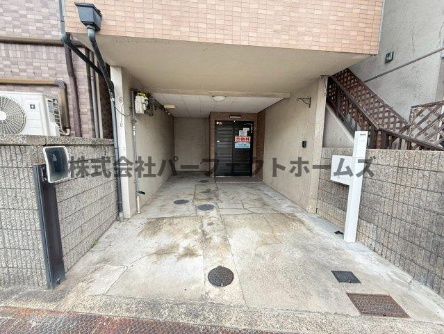 駐車場　駐車場完備です