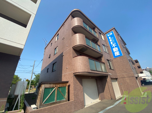 建物外観　札幌市北区篠路８条「ＬＥＥ　ＳＰＡＣＥ篠路Ａ」