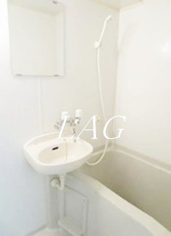 バス・シャワールーム　お風呂です。