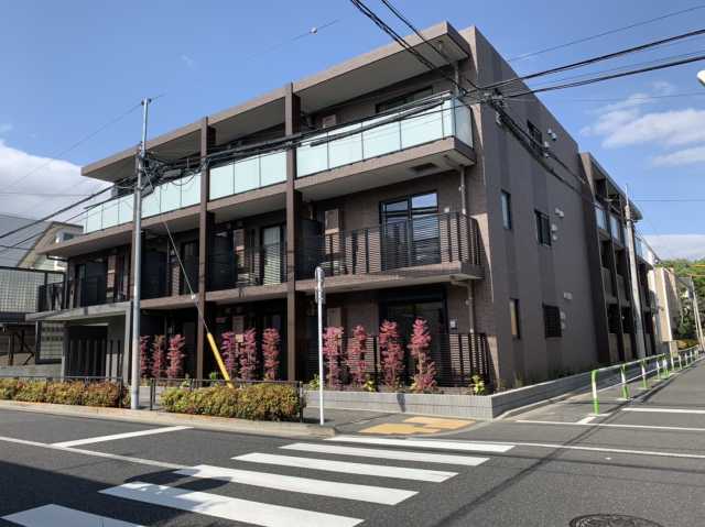 建物外観　ルーチェ六義園