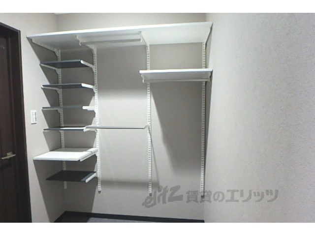 収納　シューズインクローゼット
