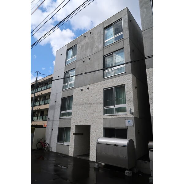 建物外観　★都市ガス・エアコン・ネット無料★すすきの・西11徒歩圏！★