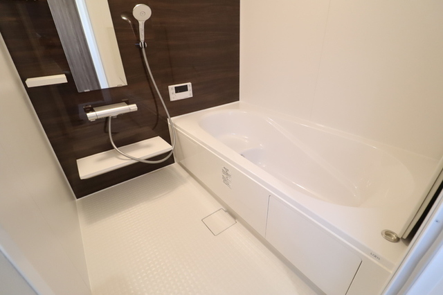 バス・シャワールーム　一坪風呂