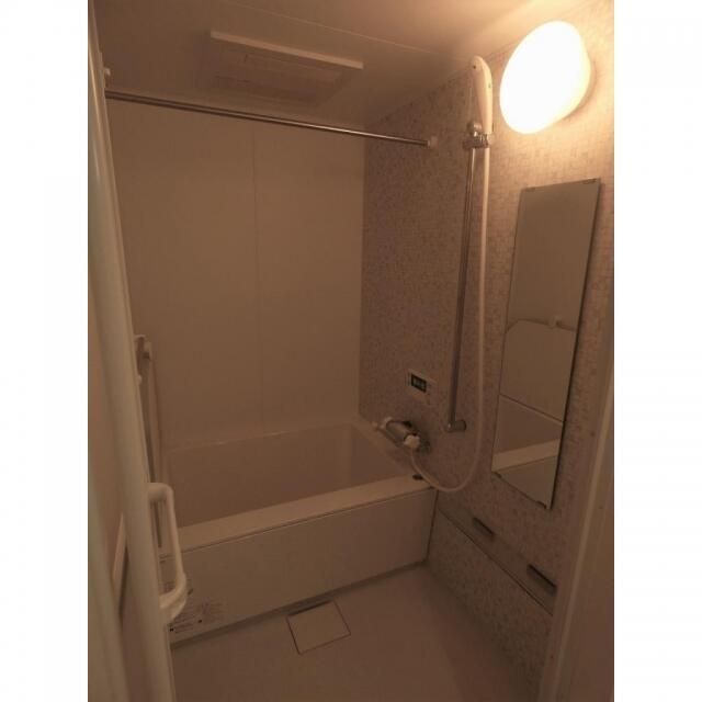 バス・シャワールーム　日々の暮らしに欠かせないお風呂です