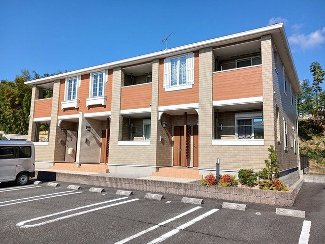 建物外観　落ち着いた雰囲気の外観です