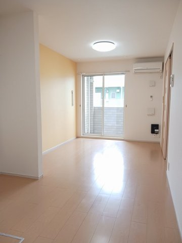 居室・リビング　居間です