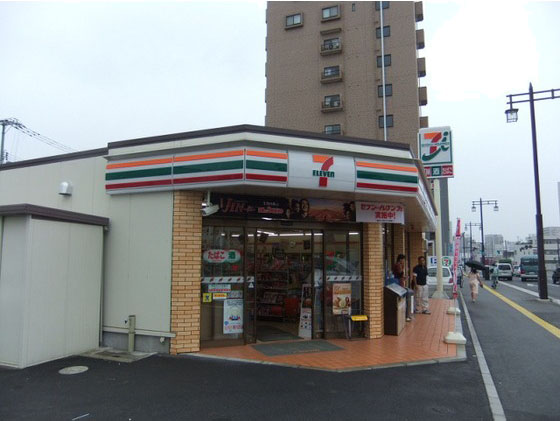 コンビニ　セブンイレブン広島段原店（コンビニ）まで207m