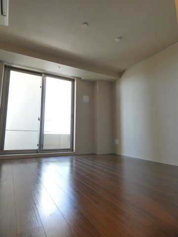 居室・リビング　内観1