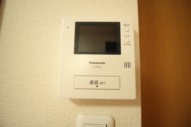 セキュリティ　モニター付きインターホン