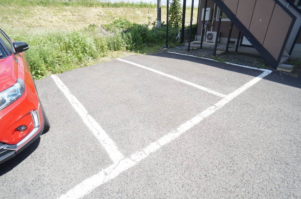 駐車場　駐車場