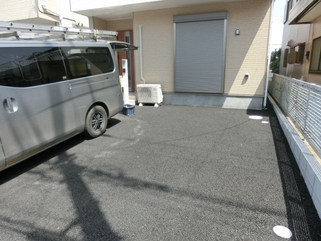 駐車場　駐車場も無料で付いています