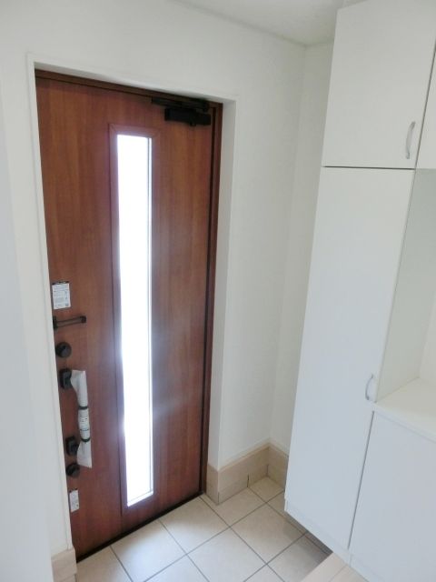 玄関　シューズボックス付き玄関です