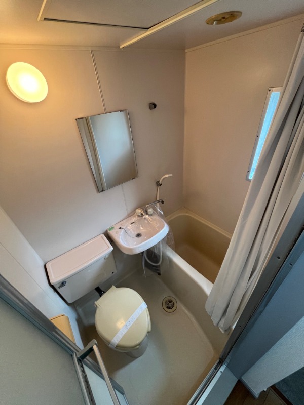 バス・シャワールーム　※他部屋参考写真