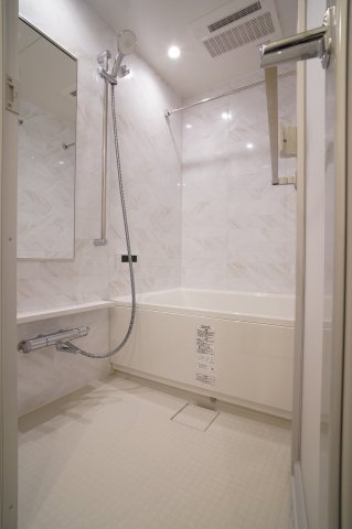 バス・シャワールーム　バス※別部屋参考写真