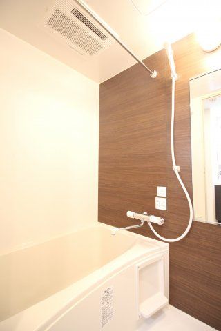 バス・シャワールーム　（別タイプ参考写真）グランジュテ巣鴨　豊島区巣鴨3