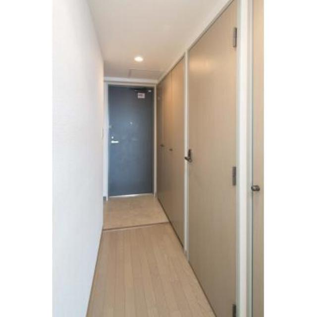 玄関　※写真は同タイプ住戸です。