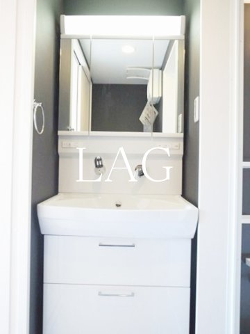 洗面設備　洗面台です。