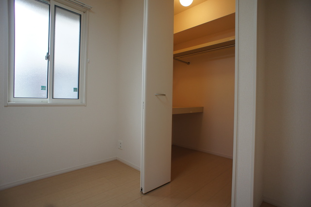 収納　ウォークインクローゼット