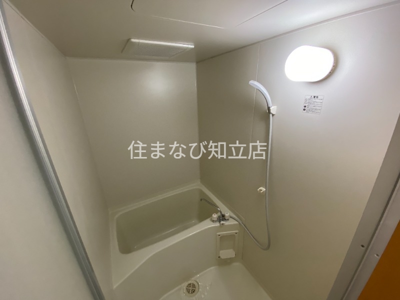バス・シャワールーム　同型別部屋写真