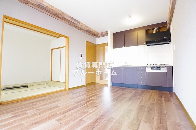 居室・リビング　8.9帖の広いリビング！