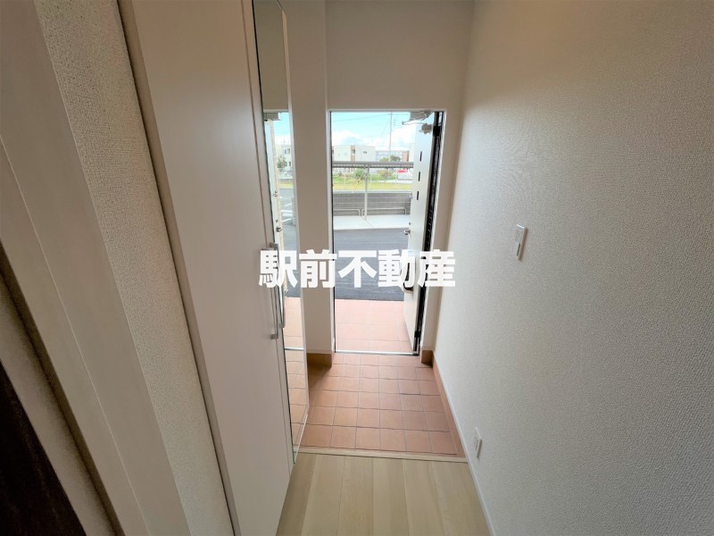 玄関　類似物件