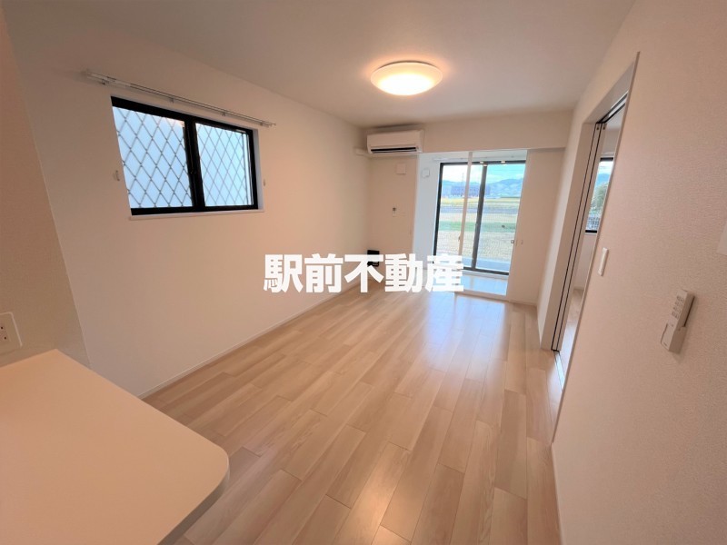 居室・リビング　類似物件