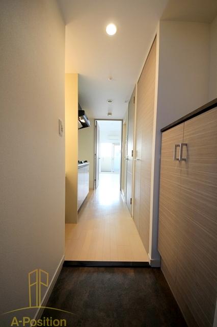 玄関　スワンズシティ南森町