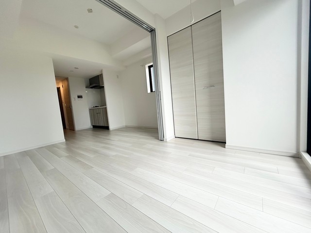 居室・リビング　別号室の写真です