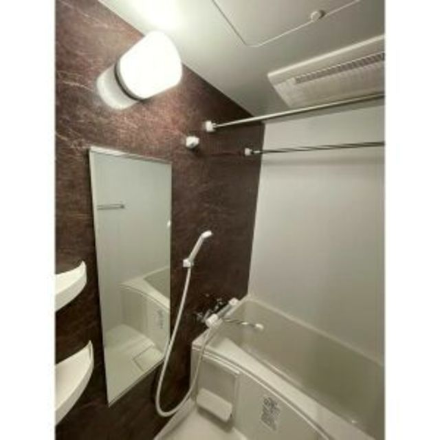 バス・シャワールーム　バスルーム