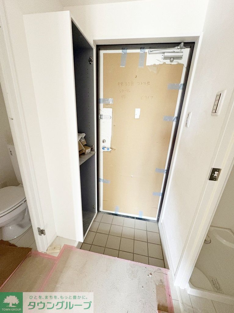 玄関　お問合せは【タウンハウジング】まで！※現地待合わせ相談可！